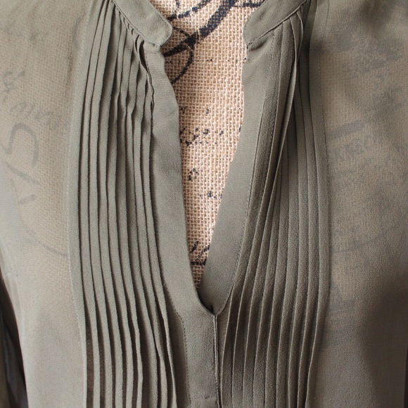 J. Crew Small Green Sheer Pleated Silk Blouse - Picture 4 of 6